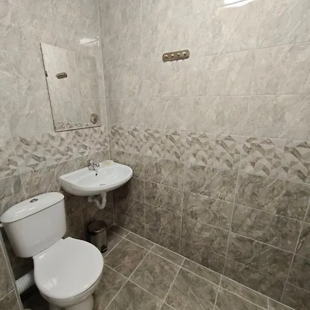 Admiral Sea Apartment *
